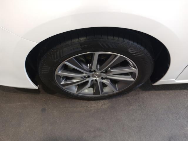 2016 Lexus ES 300h Unknown