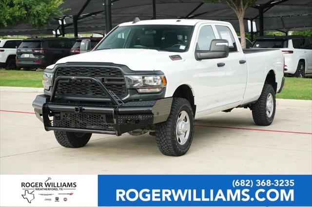 2023 RAM 2500 Tradesman Crew Cab 4x4 8 Box