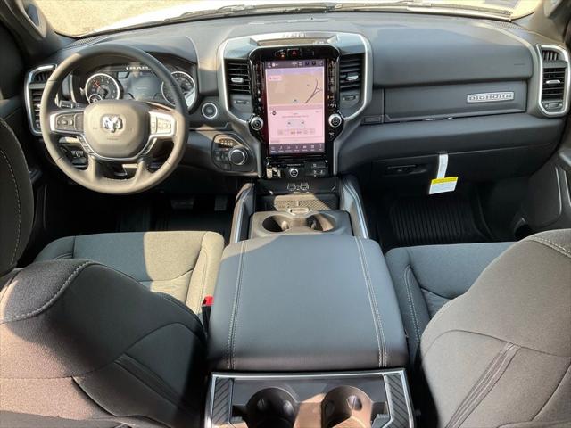 2025 RAM Ram 1500 RAM 1500 BIG HORN CREW CAB 4X4 57 BOX 2025 RAM Ram 1500 RAM 1500 BIG HORN CREW CAB 4X4 57 BOX