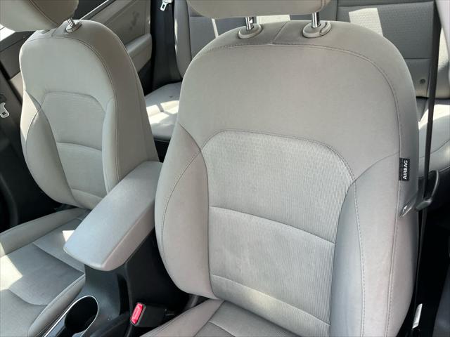 Used 2017 Hyundai Elantra For Sale in Wilmington, OH