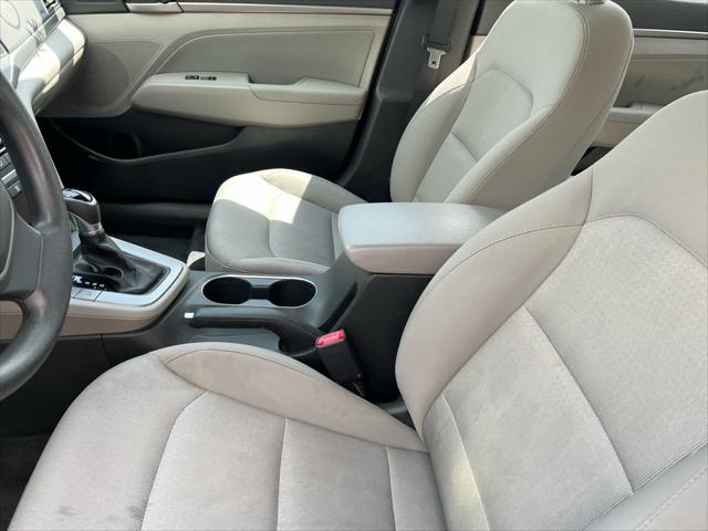 Used 2017 Hyundai Elantra For Sale in Wilmington, OH