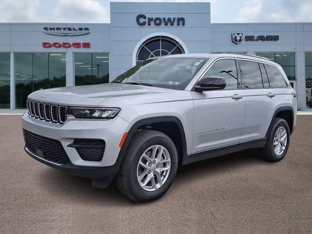 2025 Jeep Grand Cherokee GRAND CHEROKEE LAREDO X 4X4