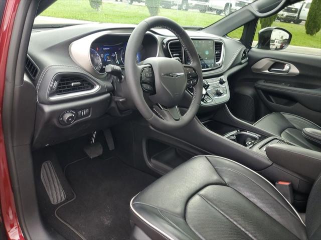2023 Chrysler Pacifica Limited AWD
