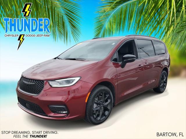 2023 Chrysler Pacifica Limited AWD