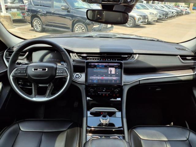2023 Jeep Grand Cherokee Limited 4x2
