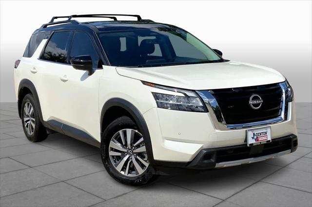 2024 Nissan Pathfinder SL FWD