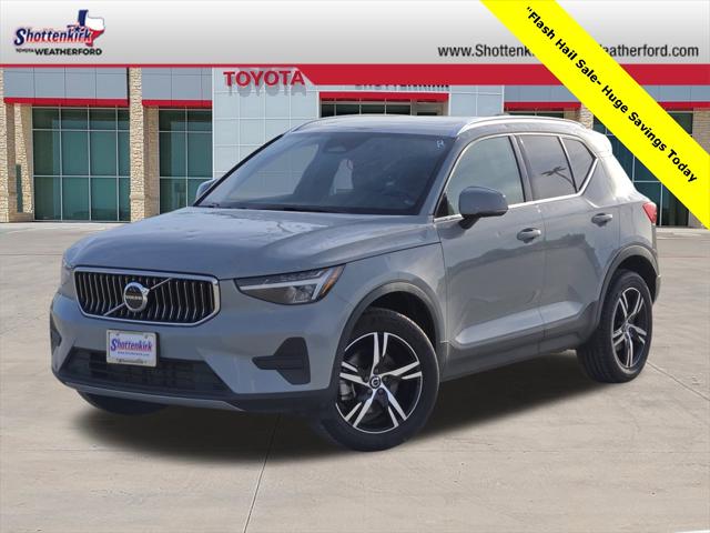 2024 Volvo XC40 B5 Core Bright Theme 2024 Volvo XC40 B5 Core Bright Theme