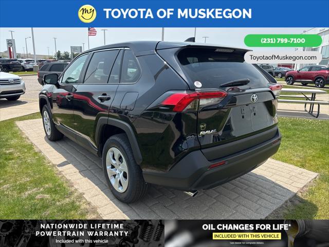 2025 Toyota RAV4 LE