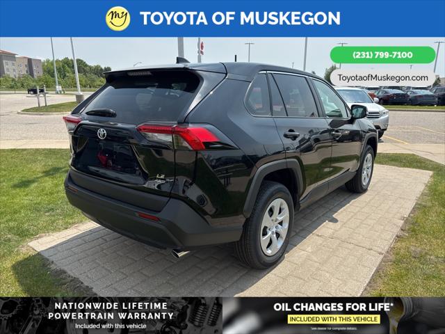 2025 Toyota RAV4 LE