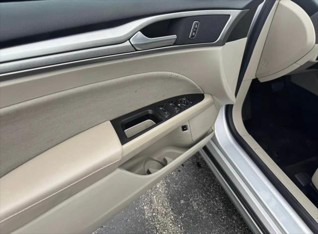2019 Ford Fusion Hybrid SE