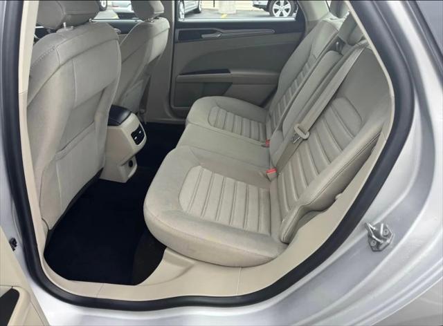 2019 Ford Fusion Hybrid SE