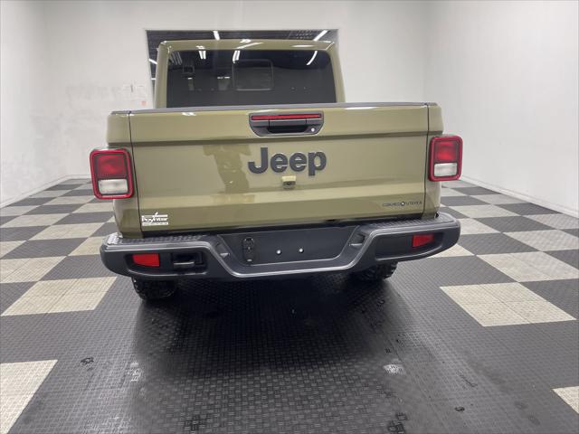 2025 Jeep Gladiator GLADIATOR HIGH TIDE 4X4