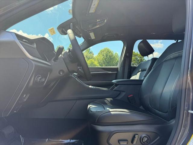 2025 Jeep Grand Cherokee GRAND CHEROKEE L LIMITED 4X4 2025 Jeep Grand Cherokee GRAND CHEROKEE L LIMITED 4X4