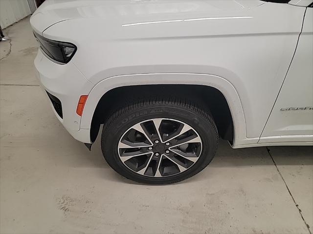 2025 Jeep Grand Cherokee GRAND CHEROKEE OVERLAND 4X4