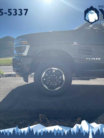 2025 RAM Ram 3500 RAM 3500 LARAMIE CREW CAB 4X4 64 BOX 2025 RAM Ram 3500 RAM 3500 LARAMIE CREW CAB 4X4 64 BOX