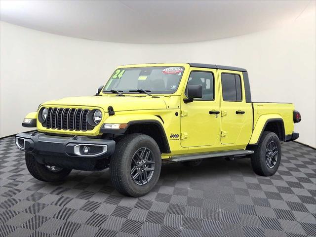 2024 Jeep Gladiator Sport S
