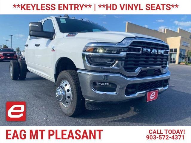 2025 RAM Ram 3500 Chassis Cab RAM 3500 TRADESMAN CREW CAB CHASSIS 4X4 60 CA 2025 RAM Ram 3500 Chassis Cab RAM 3500 TRADESMAN CREW CAB CHASSIS 4X4 60 CA