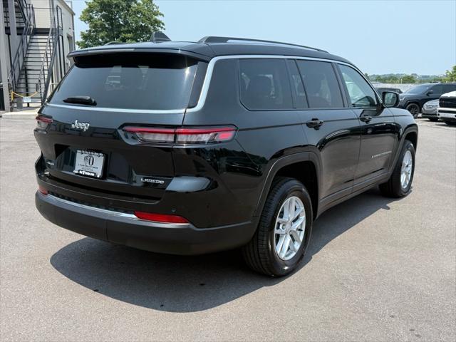 2023 Jeep Grand Cherokee L Laredo 4x4