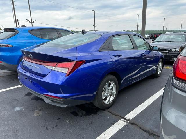 2023 Hyundai Elantra SE