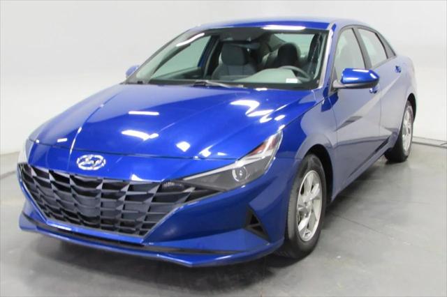 2023 Hyundai Elantra SE