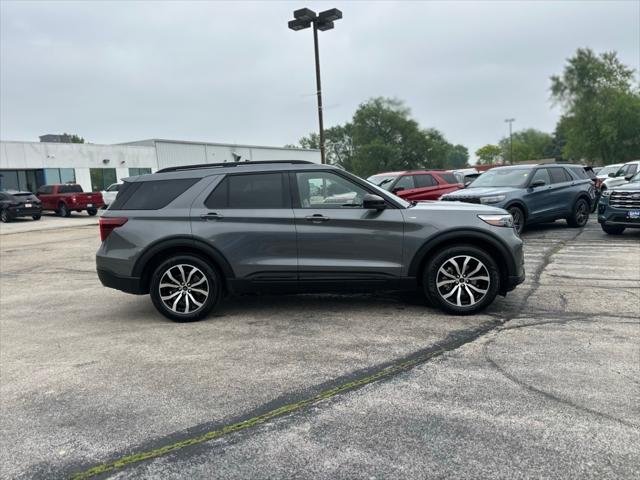 2022 Ford Explorer ST-Line