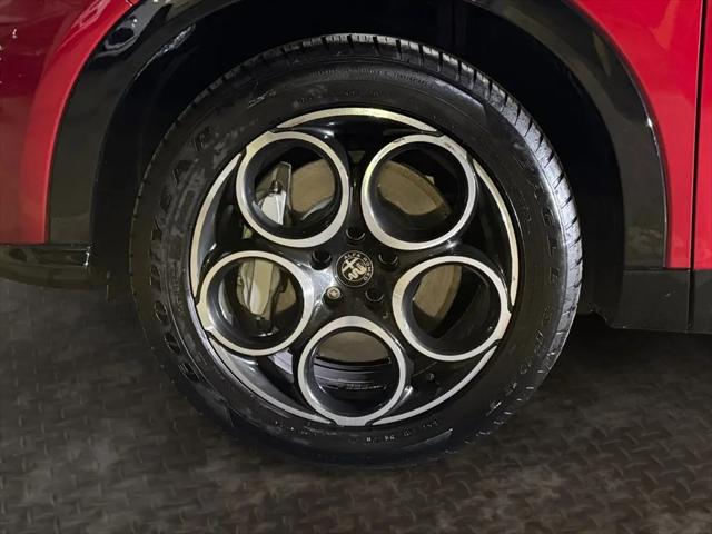 2025 Alfa Romeo Tonale Hybrid EAWD