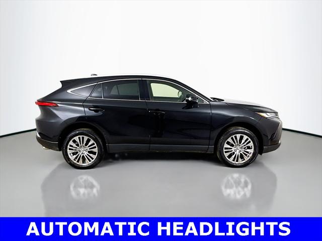 2022 Toyota Venza XLE