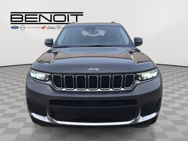 2023 Jeep Grand Cherokee L Laredo 4x4