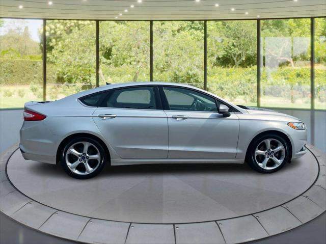 2016 Ford Fusion S