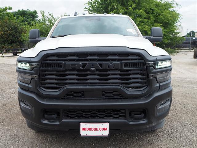2025 RAM Ram 3500 Chassis Cab RAM 3500 TRADESMAN CREW CAB CHASSIS 4X4 60 CA