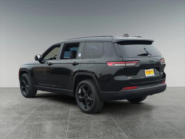 2023 Jeep Grand Cherokee L Altitude 4x4