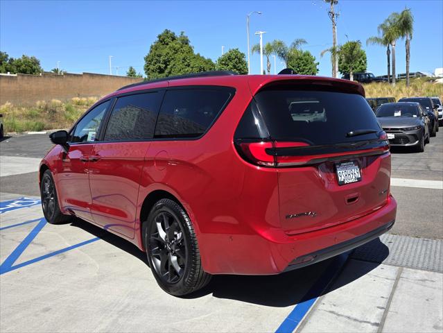 2025 Chrysler Pacifica Limited