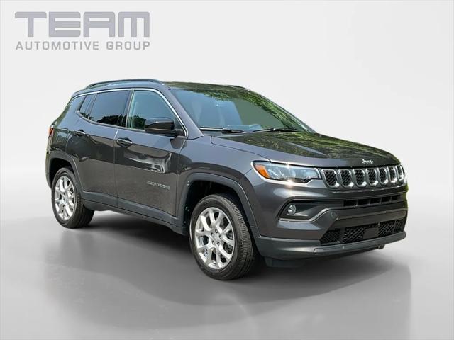 2023 Jeep Compass Latitude Lux FWD