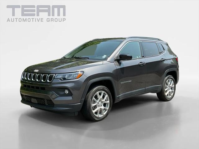2023 Jeep Compass Latitude Lux FWD