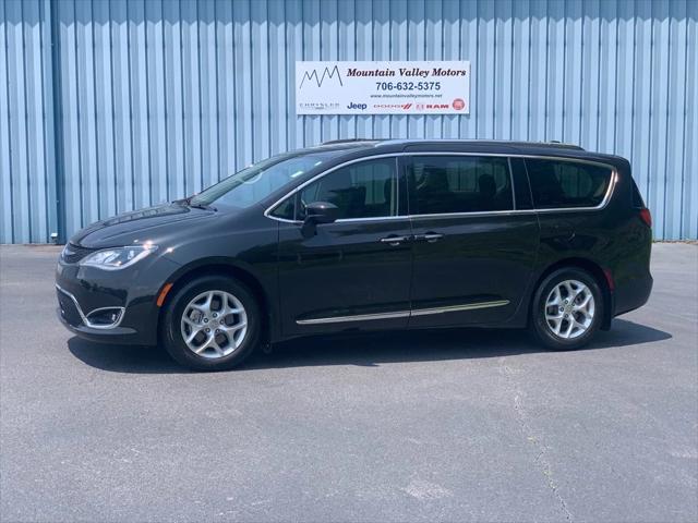 2018 Chrysler Pacifica Touring L Plus