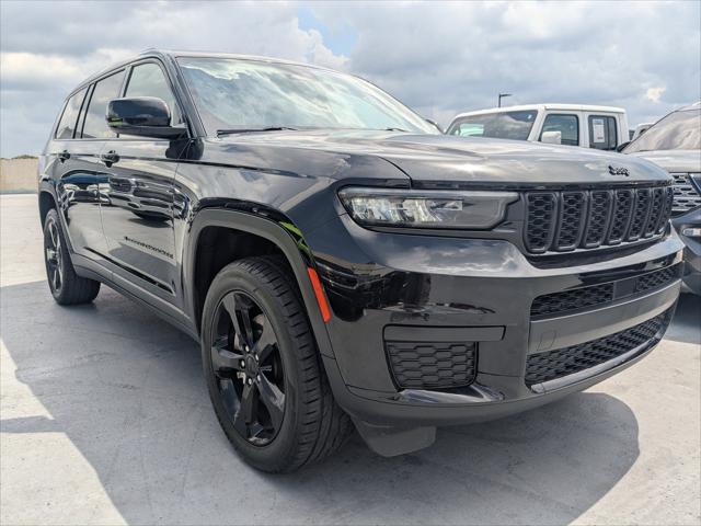 2023 Jeep Grand Cherokee L Altitude 4x4