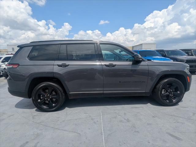 2023 Jeep Grand Cherokee L Altitude 4x4