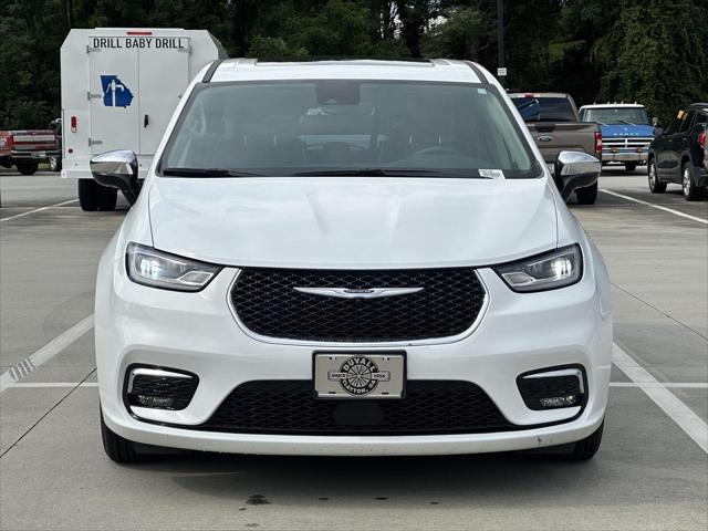2023 Chrysler Pacifica Hybrid Limited 2023 Chrysler Pacifica Hybrid Limited