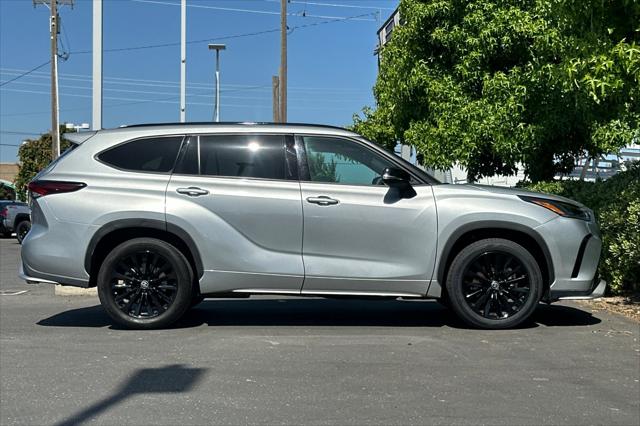 2024 Toyota Highlander 