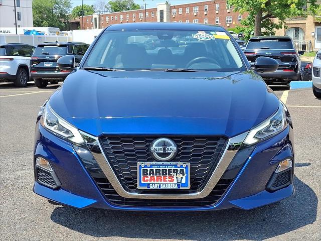 2022 Nissan Altima SR FWD