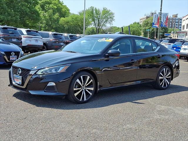2022 Nissan Altima SR VC-Turbo FWD