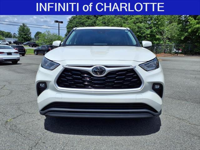 2020 Toyota Highlander LE