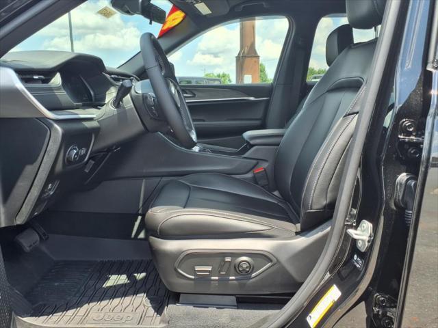 2025 Jeep Grand Cherokee GRAND CHEROKEE L LIMITED 4X2