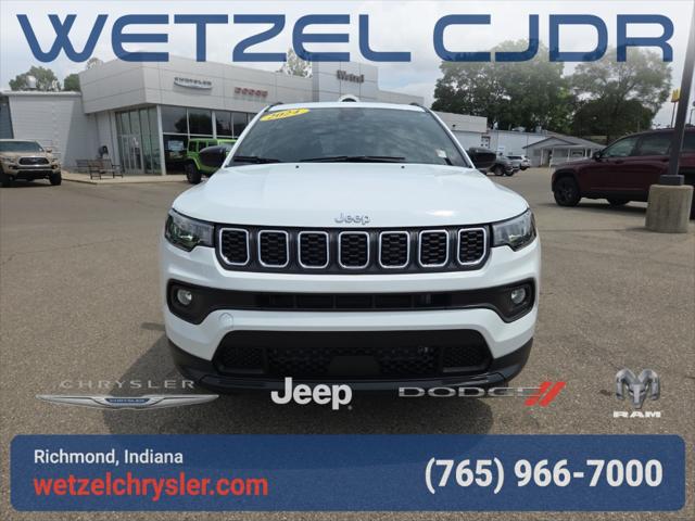 2024 Jeep Compass Latitude Lux FWD