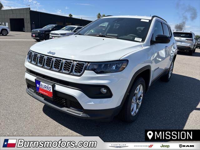2025 Jeep Compass COMPASS LATITUDE 4X4
