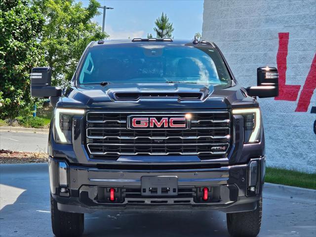 2024 GMC Sierra 2500HD 4WD Crew Cab Standard Bed AT4