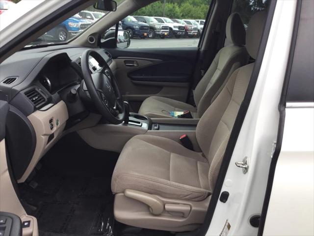 2017 Honda Pilot LX