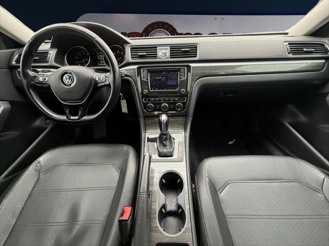 2016 Volkswagen Passat 1.8T SE