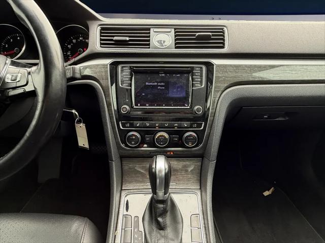 2016 Volkswagen Passat 1.8T SE