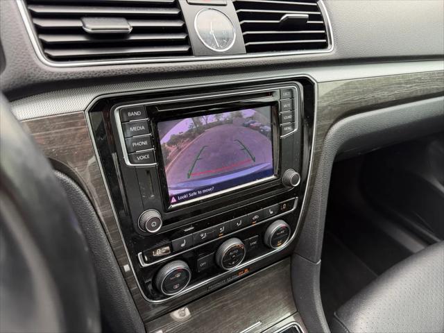2016 Volkswagen Passat 1.8T SE